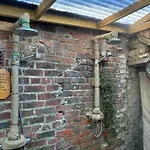 Yellowhammer Hut At Carr House Farm