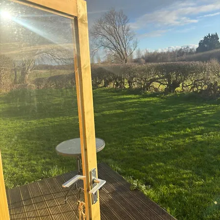 Kemping Yellowhammer Hut At Carr House Farm *