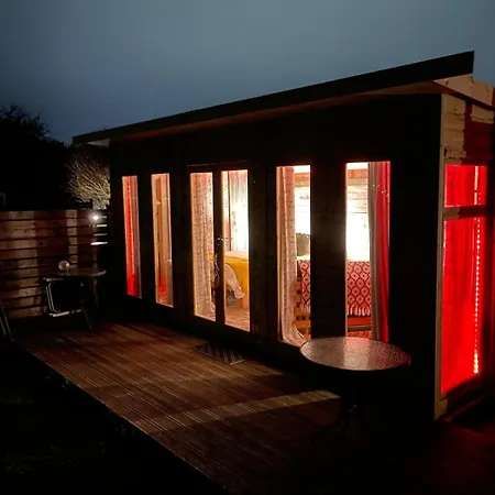 Yellowhammer Hut At Carr House Farm * Cayton