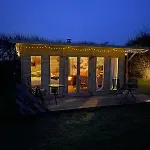Yellowhammer Hut At Carr House Farm * Кейтон